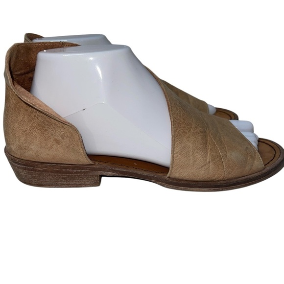 Free People Women's Shoes Size 7.5 Brown Leather Flats Slip On Peep Toe - Picture 2 of 9